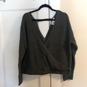 Cross over sweater